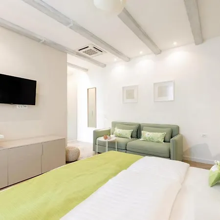 Appartement Almond In City Center Split